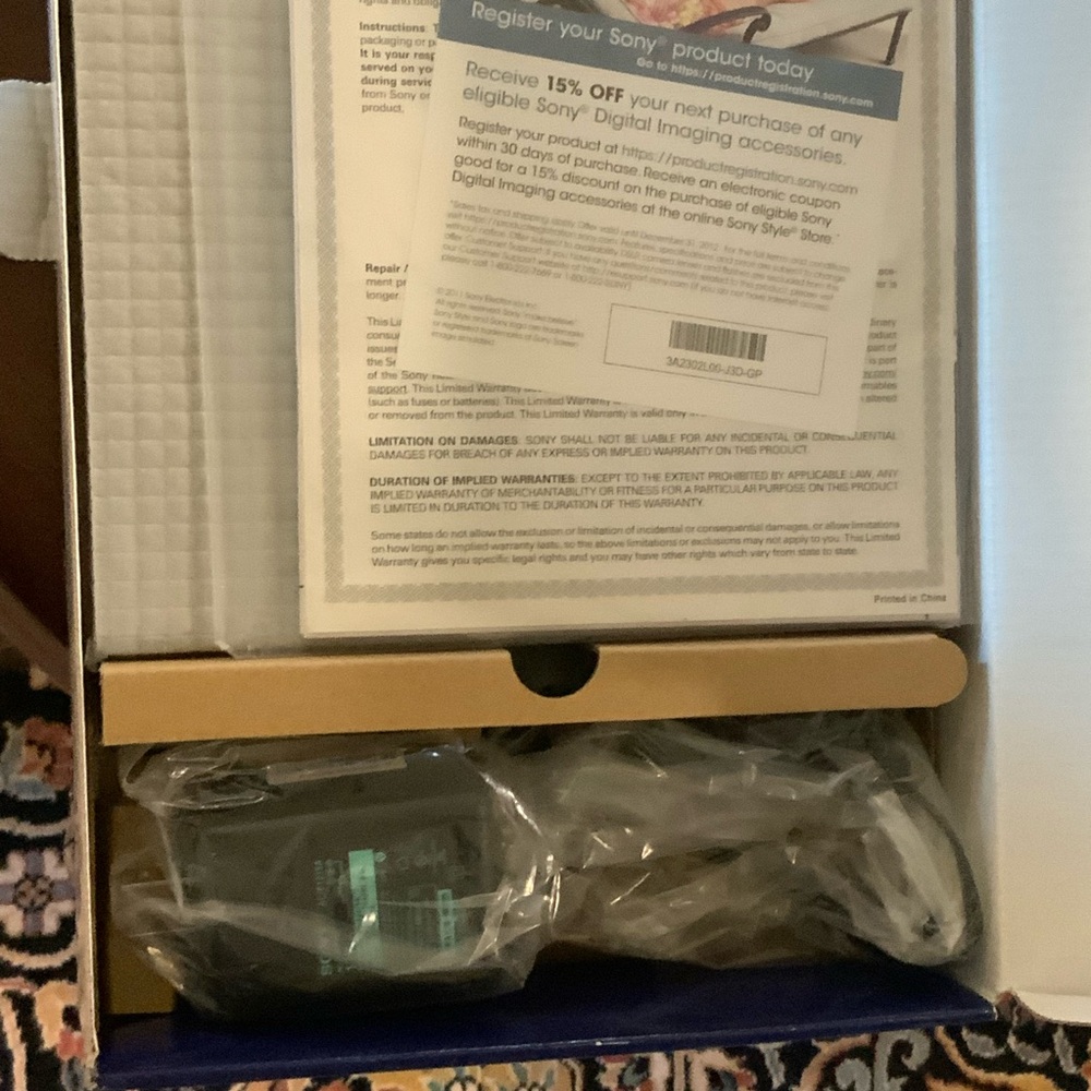 Digital 10” Photo Frame - Sony - Picture 9 of 9